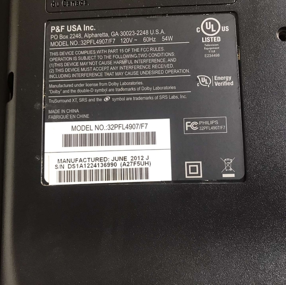 I'm selling a Philips 32inch flat screen tv - Picture 3 of 3